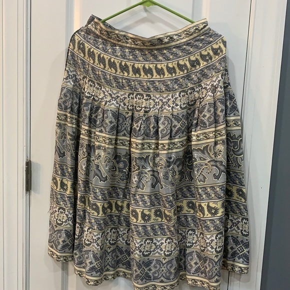 SK & COMPANY women’s skirt size 10 yellow - Picture 1 of 6